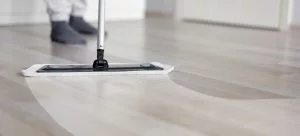 cleaning laminate floor