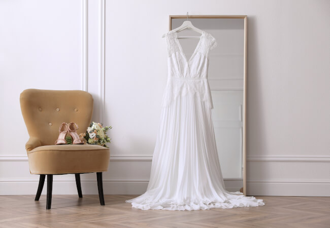 how to store wedding dress